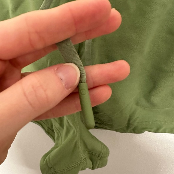 Lululemon Inner Glow shorts - Picture 2 of 8